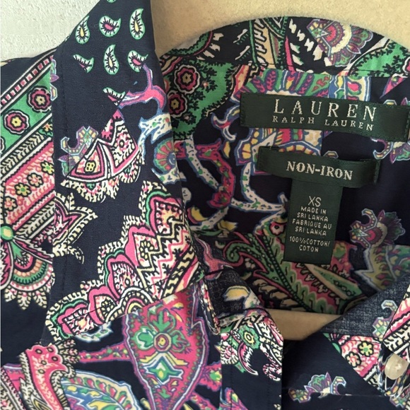 Lauren Ralph Lauren Non Iron Vibrant Paisley Blouse in size XS - Picture 4 of 10